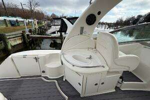 2004 Sea Ray 340 Sundancer thumbnail 6