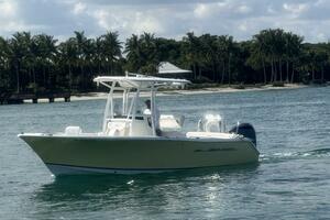 23ft Sea Hunt Yacht For Sale