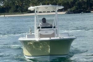 23ft Sea Hunt Yacht For Sale