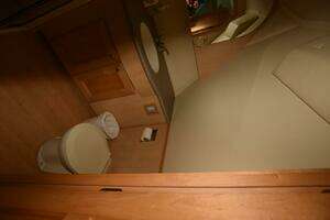2005 Bluewater 5200 thumbnail 18