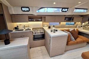 47ft Beneteau Yacht For Sale