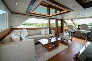 2019 Ocean Alexander 100 Motor Yacht thumbnail 20