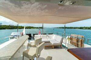2019 Ocean Alexander 100 Motor Yacht thumbnail 12