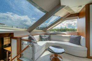2019 Ocean Alexander 100 Motor Yacht thumbnail 43