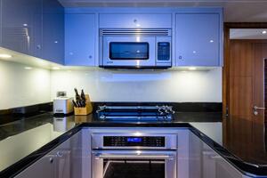 ZEPHYR 100ft Ocean Alexander Yacht For Sale