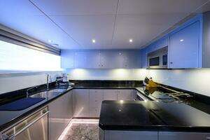 2019 Ocean Alexander 100 Motor Yacht thumbnail 36