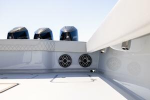 33ft Conch Yacht For Sale