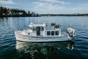 OLD BRO 32ft Nordic Tugs Yacht For Sale