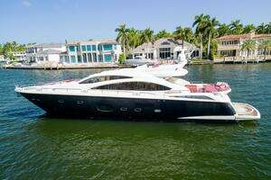 2013 Sunseeker Predator 84 thumbnail 1