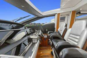 2013 Sunseeker Predator 84 thumbnail 19