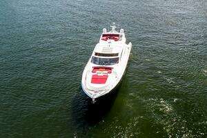 2013 Sunseeker Predator 84 thumbnail 7
