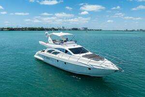 360 2008 Azimut 50 Flybridge Yacht For Sale in Miami FL