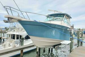 Rising Sun 33ft Grady White Yacht For Sale
