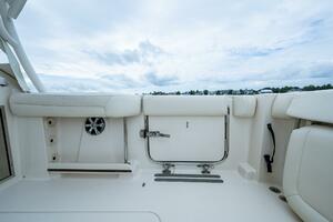 33ft Grady White Yacht For Sale