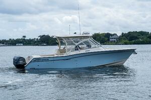 33ft Grady White Yacht For Sale