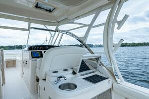 33ft Grady White Yacht For Sale