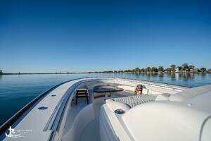 2025 Valhalla Boatworks V-46 thumbnail 23