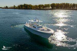 2025 Valhalla Boatworks V-46 thumbnail 14