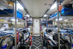 POMBOO 70ft Hatteras Yacht For Sale