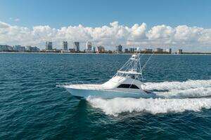 2006 Viking 68 Convertible thumbnail 13