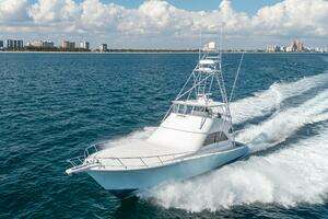 2006 Viking 68 Convertible thumbnail 14