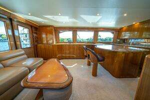 2006 Viking 68 Convertible thumbnail 19