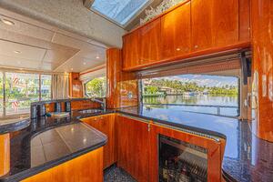 BIG CHUBBY XL 75ft Sunseeker Yacht For Sale