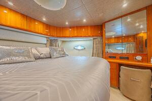 BIG CHUBBY XL 75ft Sunseeker Yacht For Sale