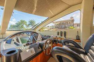 2006 Sunseeker 75 Yacht thumbnail 29
