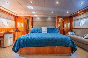 2006 Sunseeker 75 Yacht thumbnail 42