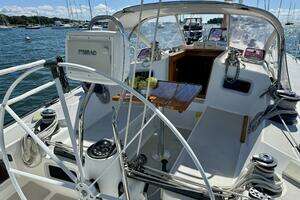 1991 J Boats J/47 thumbnail 3