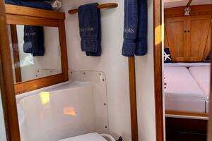 1991 J Boats J/47 thumbnail 9