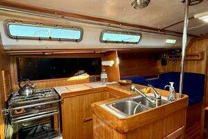 1991 J Boats J/47 thumbnail 7