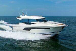 2022 Prestige 520S thumbnail 2