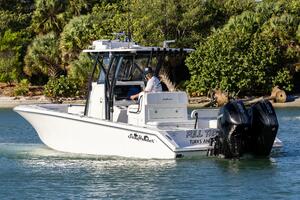 28ft SeaHunter Yacht For Sale