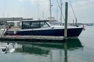 HIGH DEFINITION 47ft MJM Yacht For Sale