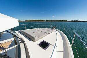 2022 Beneteau Swift Trawler thumbnail 18
