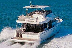 2022 Beneteau Swift Trawler thumbnail 2