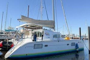 NO KA OI 38ft Lagoon Yacht For Sale