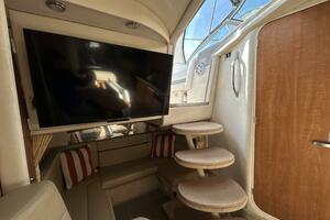 32ft Sea Ray Yacht For Sale