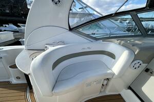 32ft Sea Ray Yacht For Sale