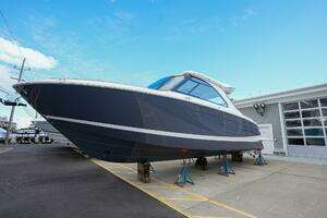 36-ft-Regal-2025-LX36-Naples Florida United States yacht for sale