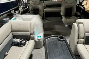 22ft Barletta Yacht For Sale