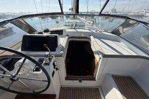 Nae Hassle 57ft Beneteau Yacht For Sale