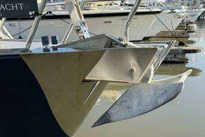 2004 Beneteau 57 Center Cockpit thumbnail 12