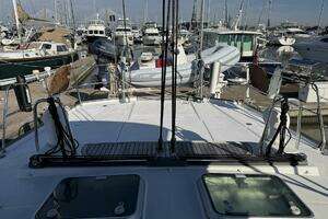2004 Beneteau 57 Center Cockpit thumbnail 27