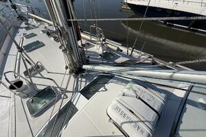 Nae Hassle 57ft Beneteau Yacht For Sale