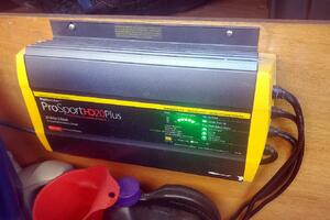 Kissed Some Frogs 42ft Beneteau Yacht For Sale