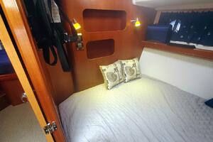 Kissed Some Frogs 42ft Beneteau Yacht For Sale