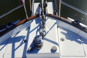 Kissed Some Frogs 42ft Beneteau Yacht For Sale